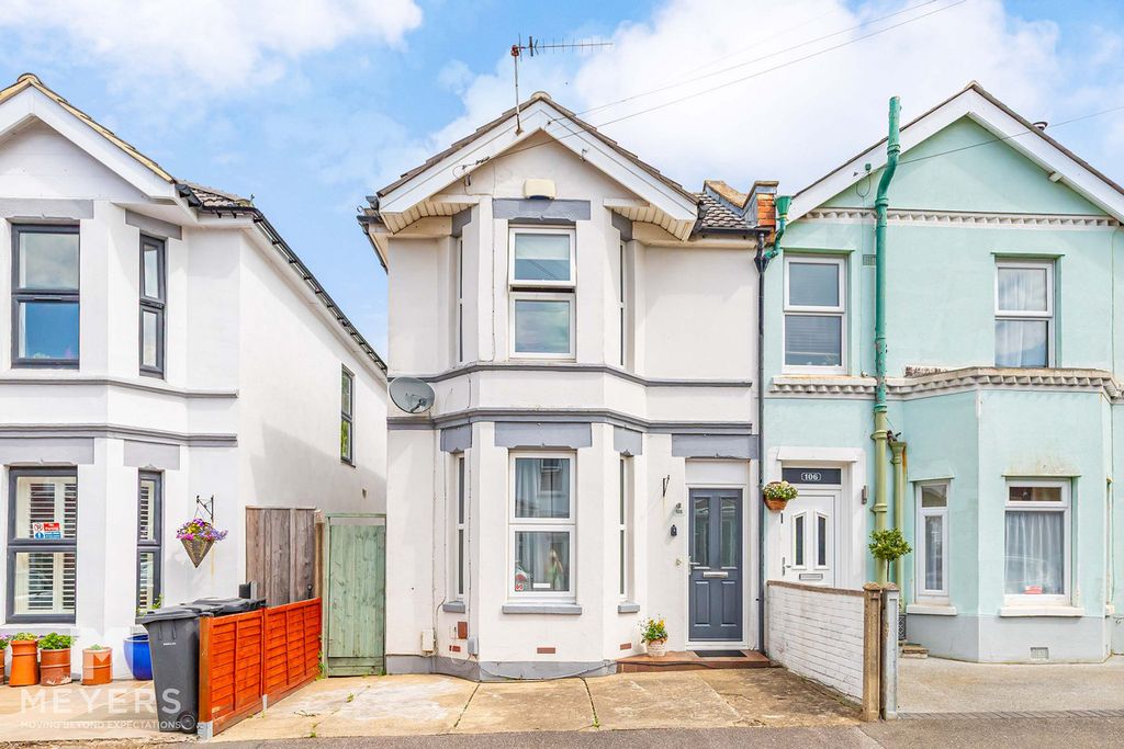 Property photo 1 of 24