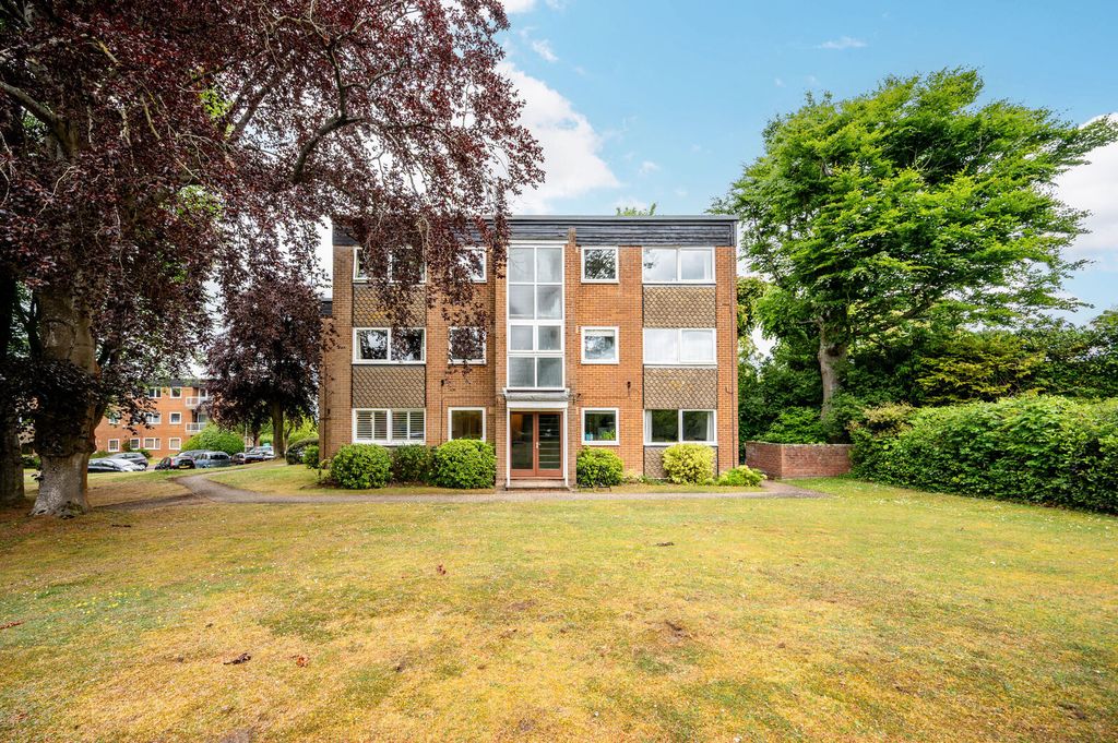 Property photo 1 of 13