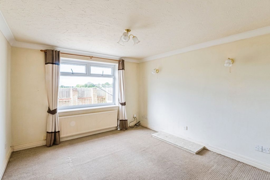 Property photo 2 of 14 Pbox-Img.Jpg