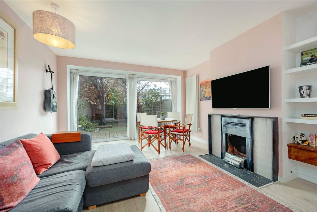 Property photo 1 of 11 Reception