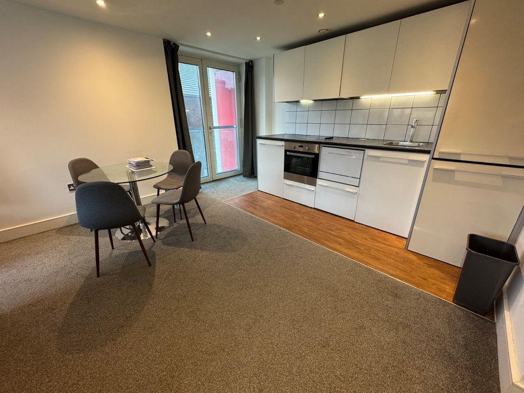 Property photo 1 of 9 Picture No. 06