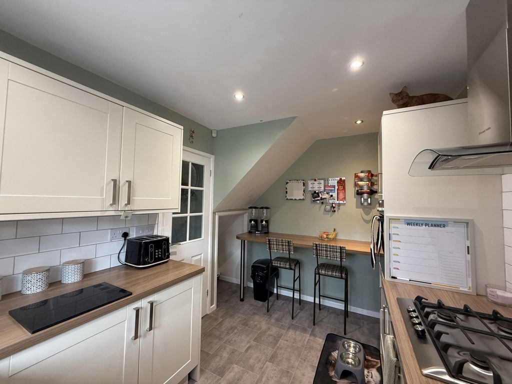 Property photo 3 of 24 Gallery