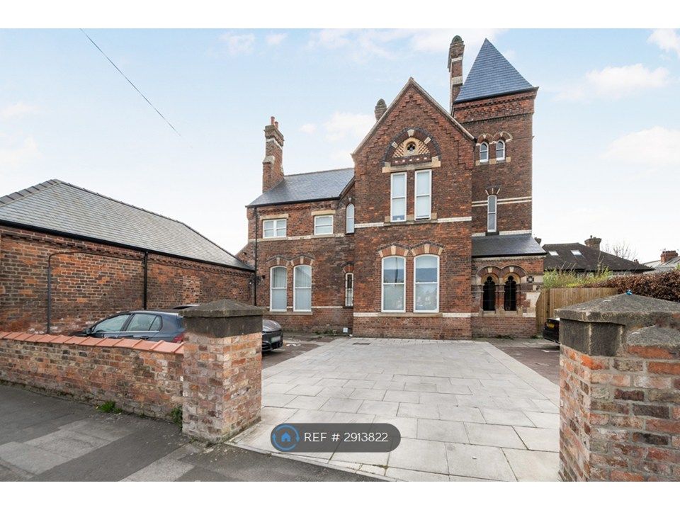 Property photo 1 of 12 Heworth House