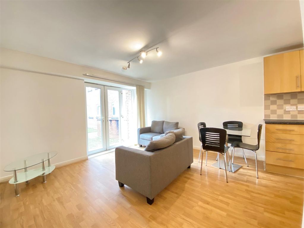 Property photo 3 of 8