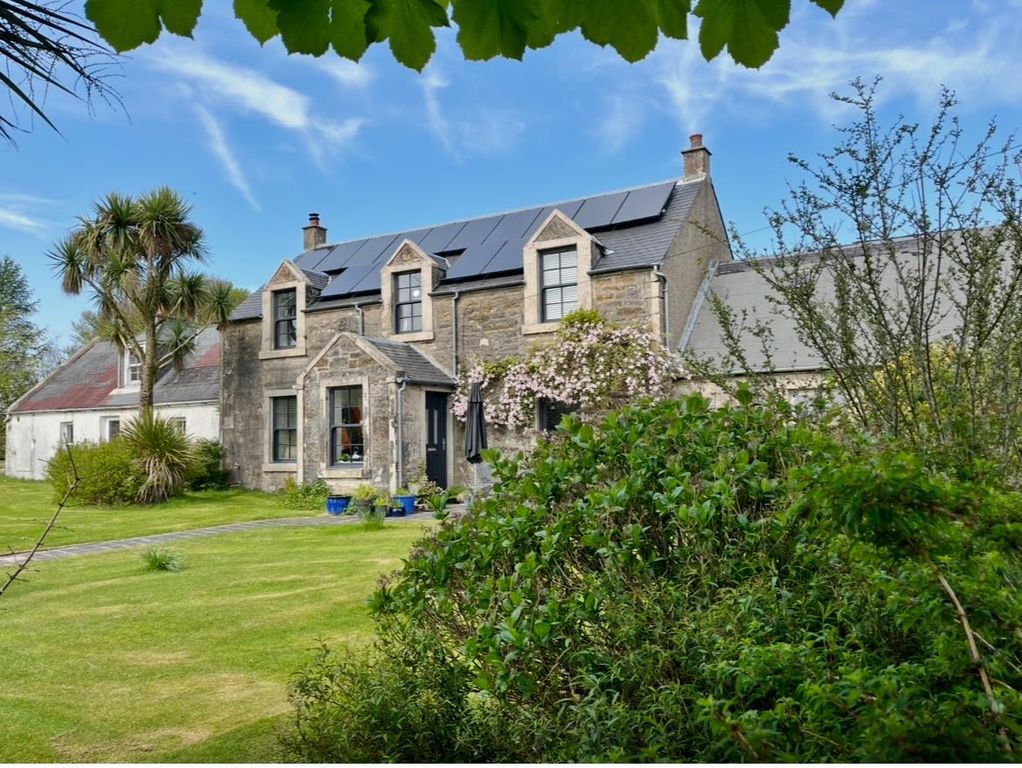 Property photo 1 of 63 Ardlui