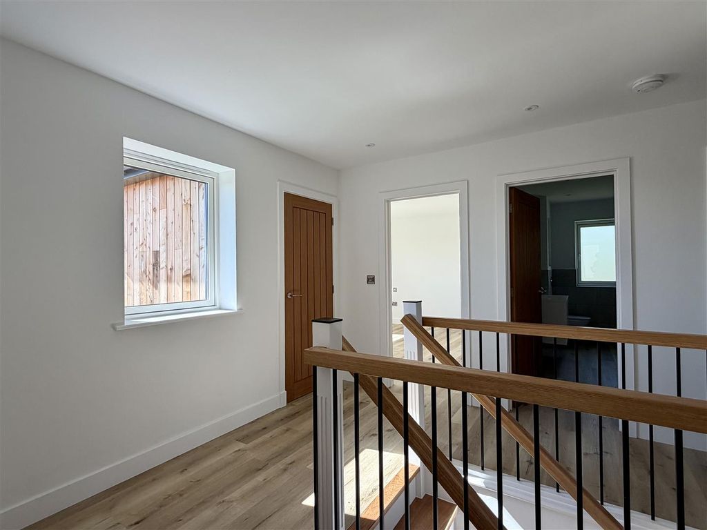 Additional image 17 of 4 bed property for saleColdwells Road, Holmer, Hereford HR1