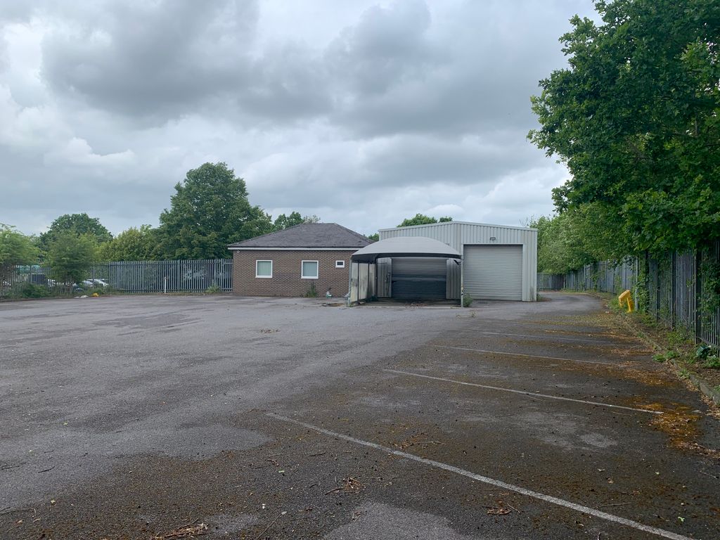 Property photo 1 of 8