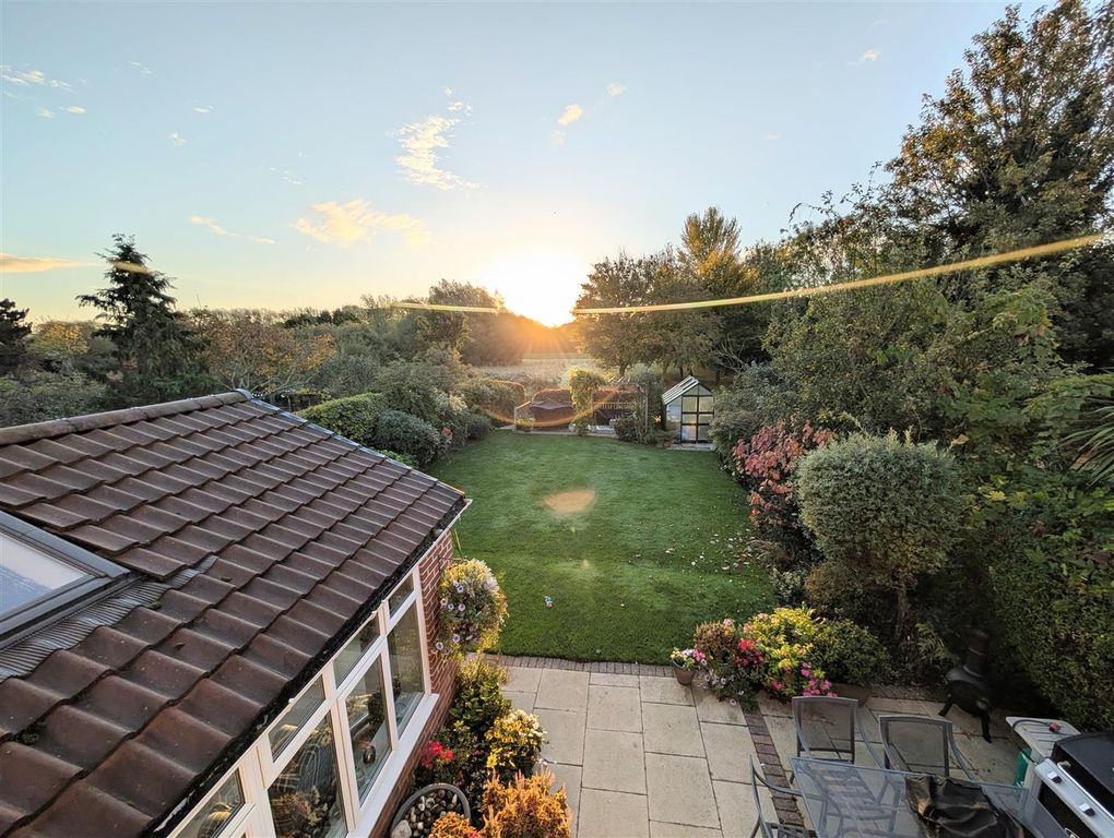 Property photo 2 of 33 Pxl_20251022_071205528.Mp~3.Jpg