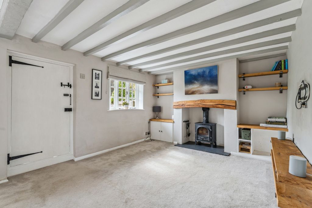 Property photo 3 of 10