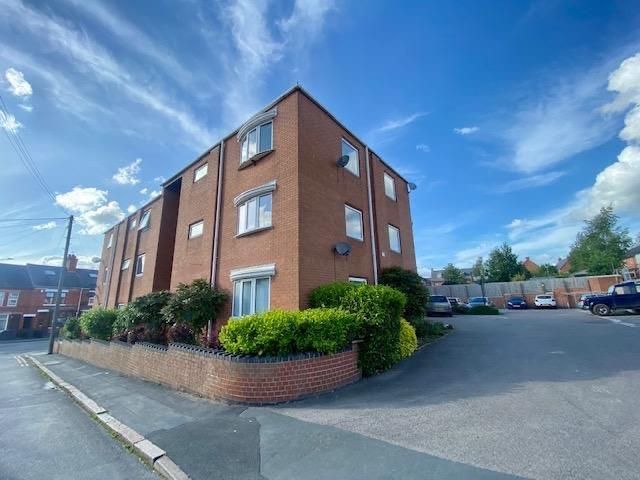 Property photo 1 of 5 Bfa51449-0572-4c1E-B513-A88Df9390E23.Jpg