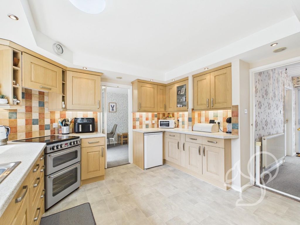 Property photo 2 of 30 Cam01659G0-Pr0403-Still012.Jpg