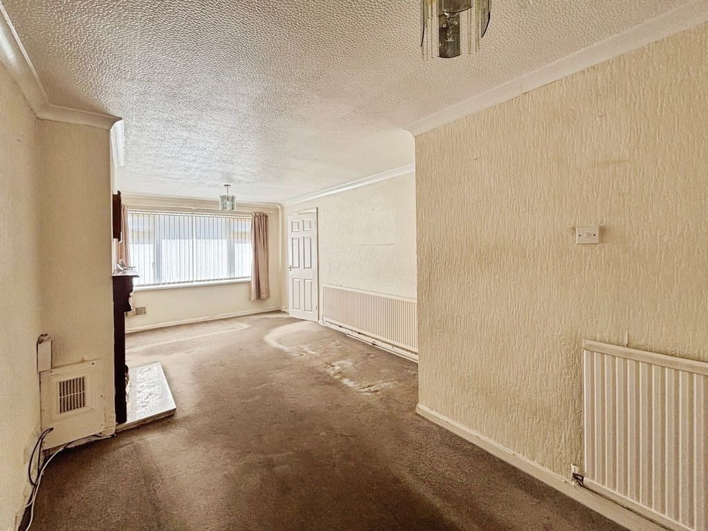 Property photo 2 of 11 Pbox-Img.Jpg
