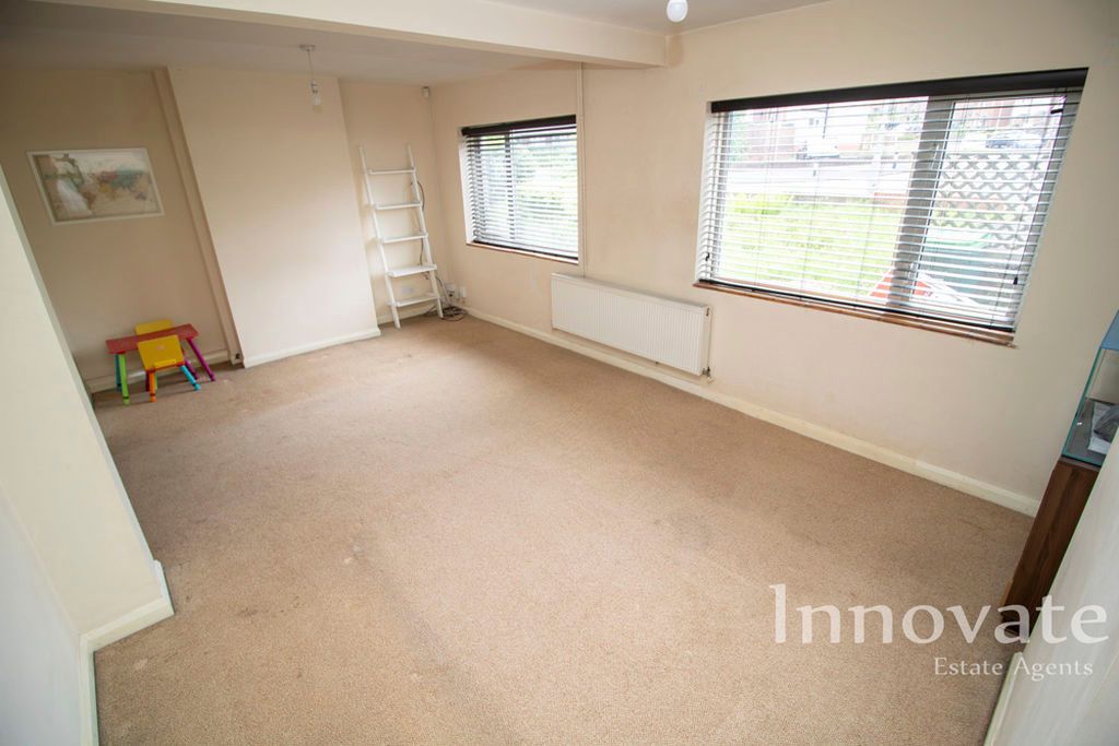 Property photo 2 of 12 Photo 2