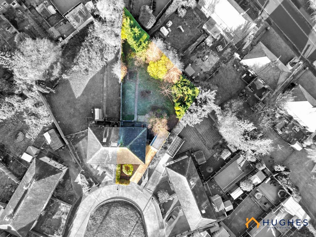 Property photo 3 of 27