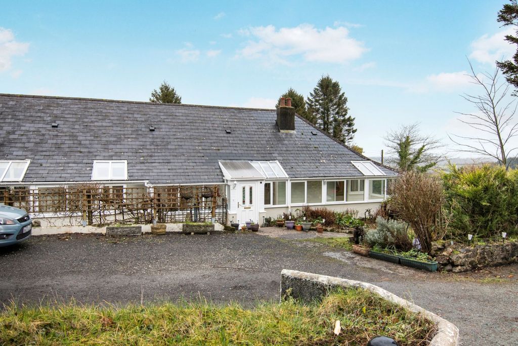 Property photo 1 of 26