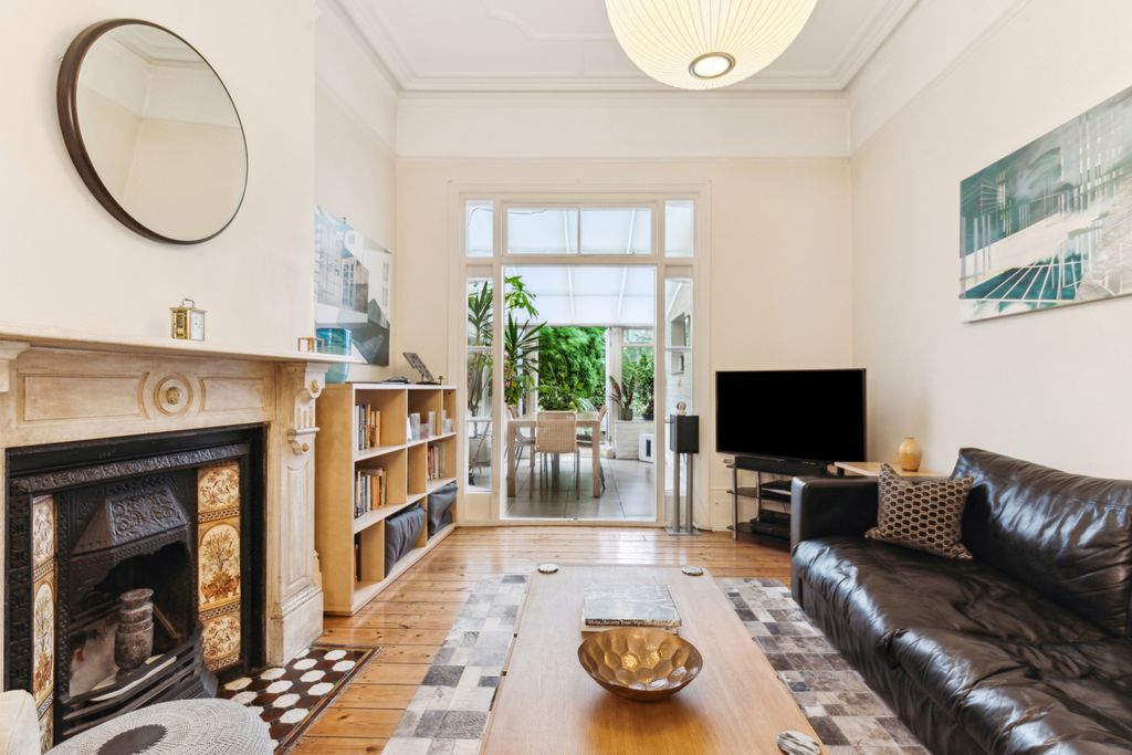 Property photo 3 of 12 Picture No. 04