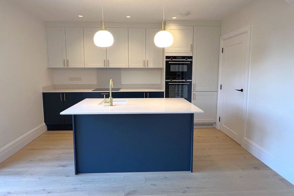 Property photo 2 of 24 Photo 23