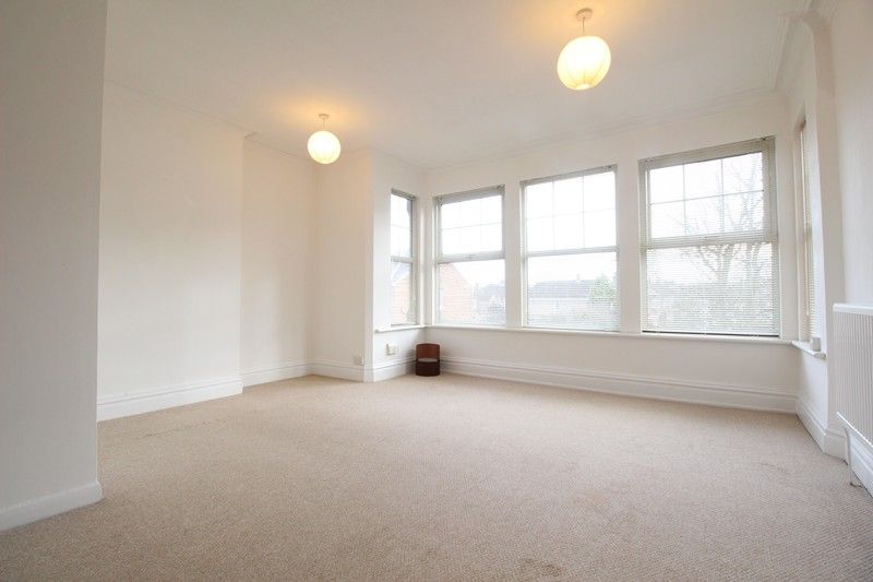 Property photo 2 of 5 Lounge