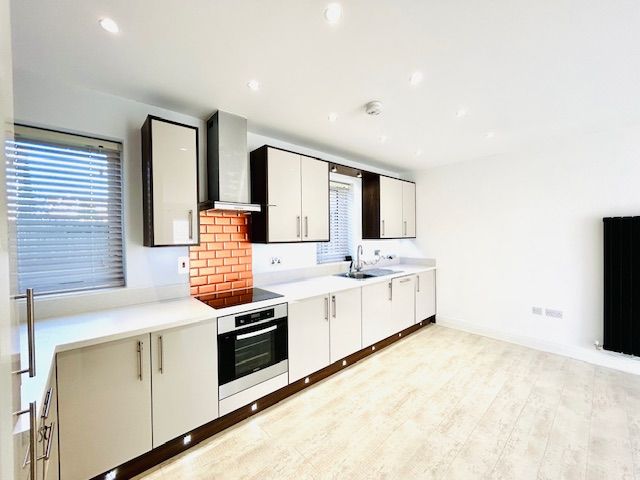 Property photo 1 of 13 Kitchen