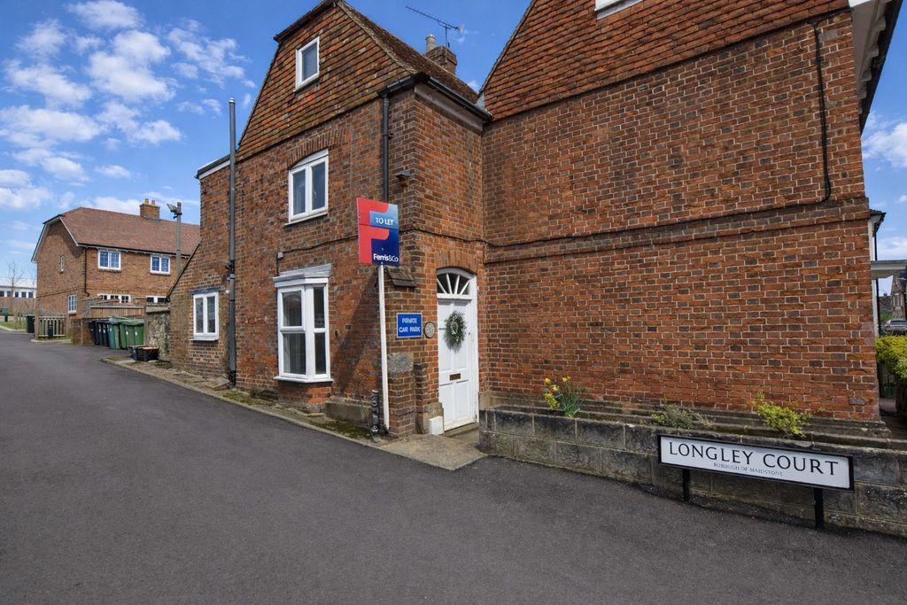 Property photo 1 of 8 Photo 10