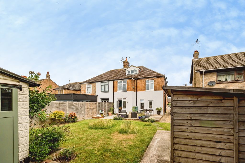Property photo 1 of 19