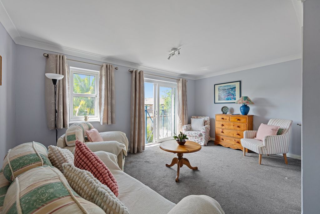 Property photo 1 of 20 094A2107