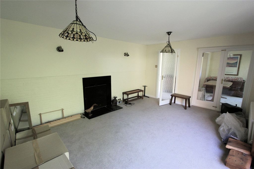 Property photo 3 of 14 Picture No. 12