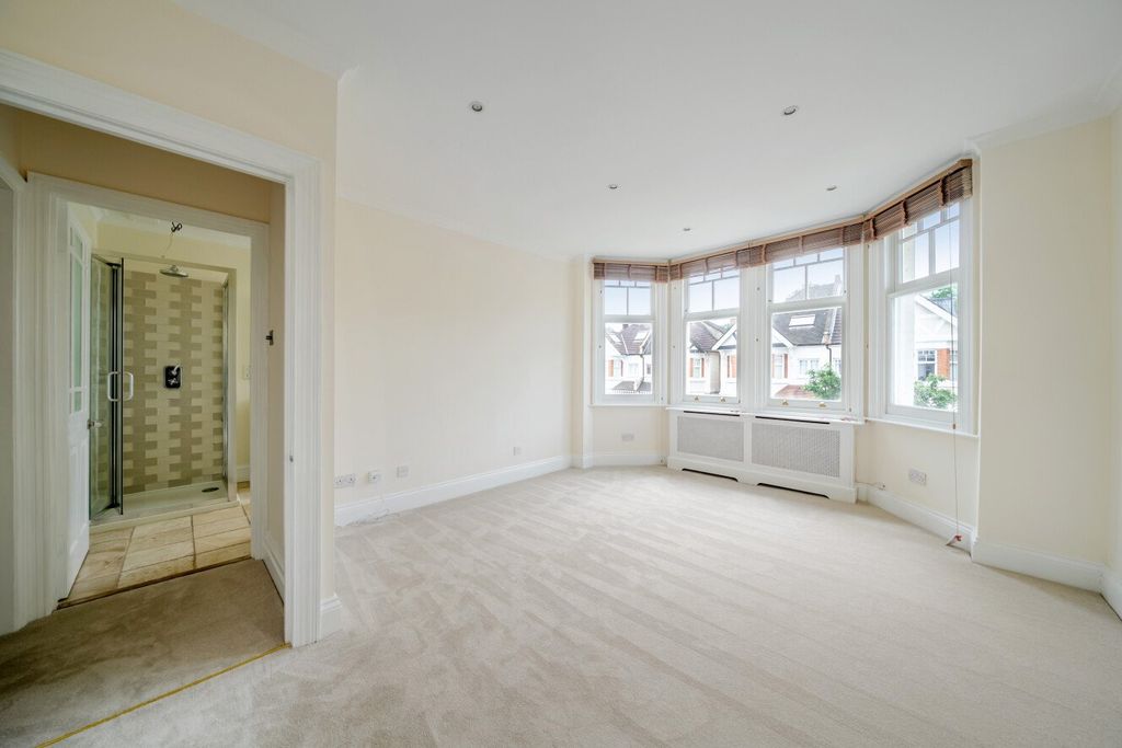 Property photo 2 of 7 Picture No. 04