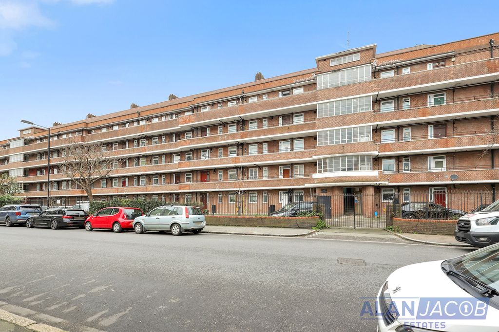 Property photo 2 of 20