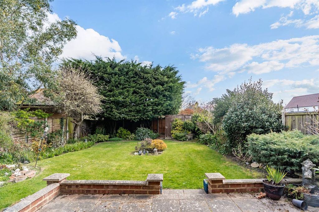 Property photo 2 of 22