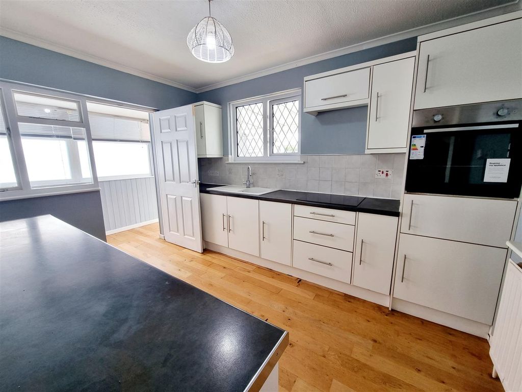 Property photo 2 of 15 Kitchen.Jpg