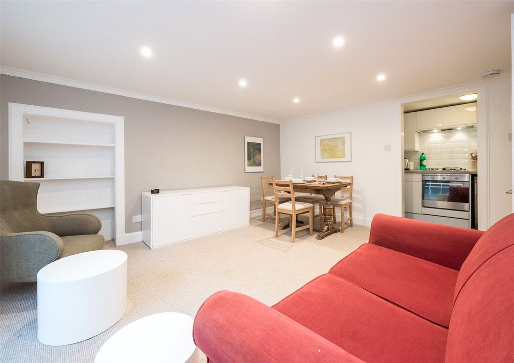 Property photo 3 of 11 Photo 3