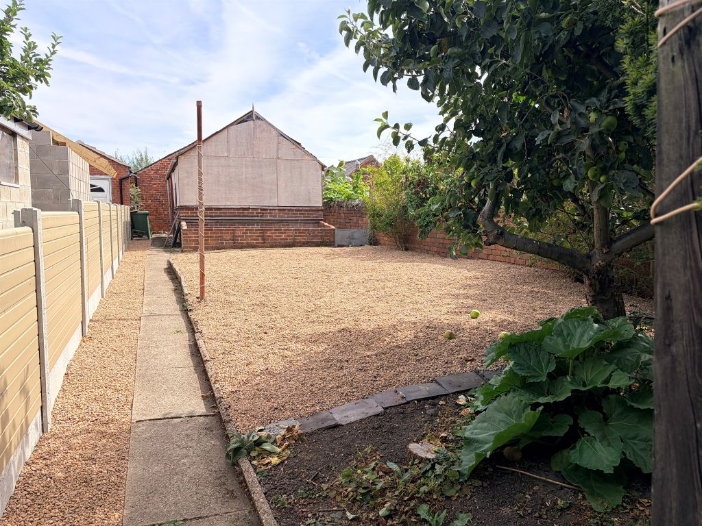Property photo 3 of 25