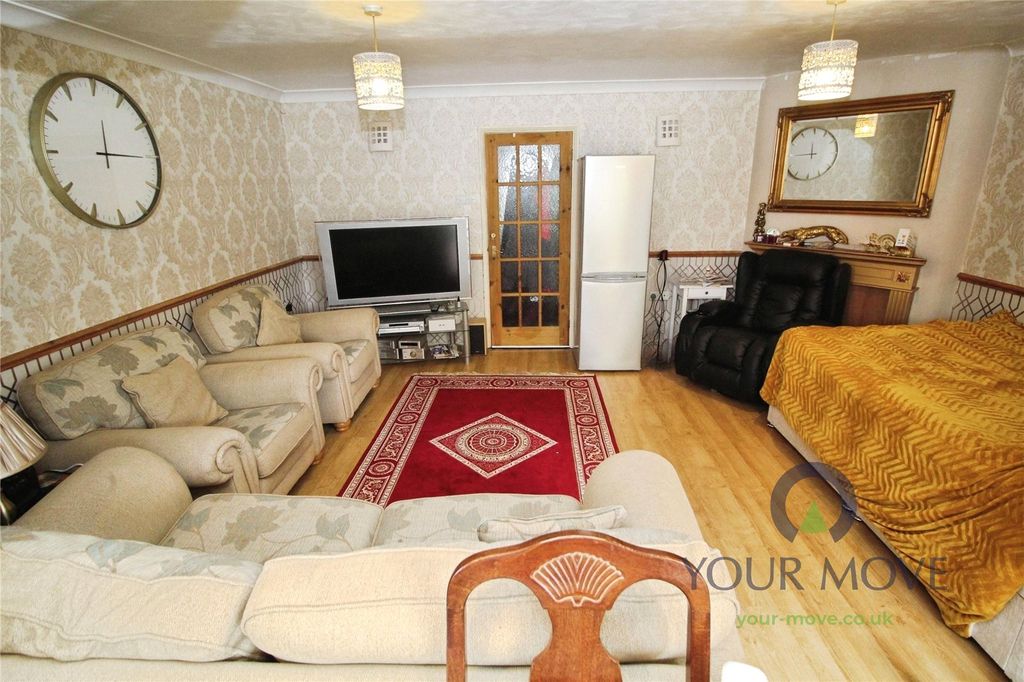Property photo 2 of 12 Picture No. 25