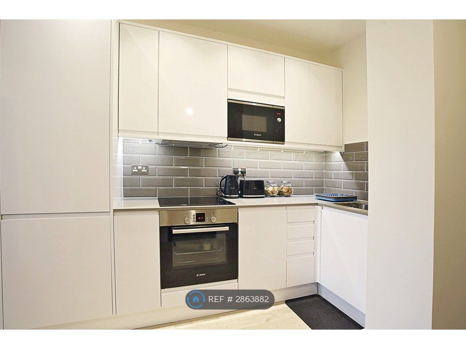 Property photo 3 of 13 Kitchen