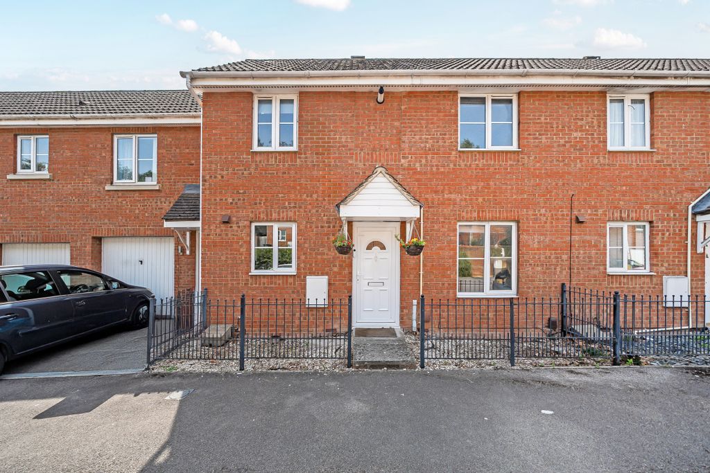 Property photo 1 of 16 132827316893A01Fd536E
