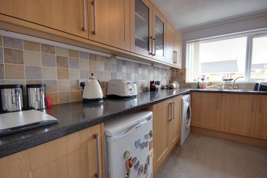 Property photo 3 of 16 1 Kit A