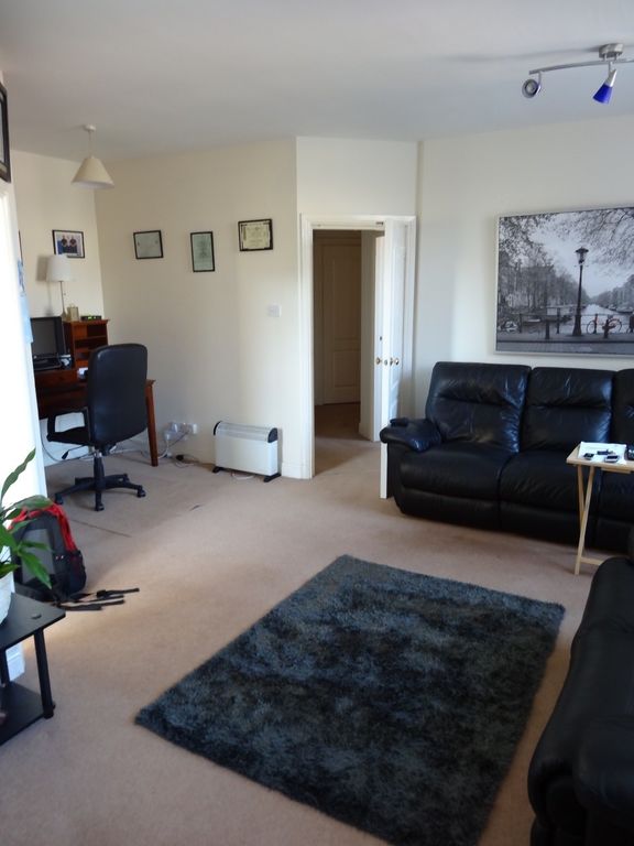 Property photo 2 of 7