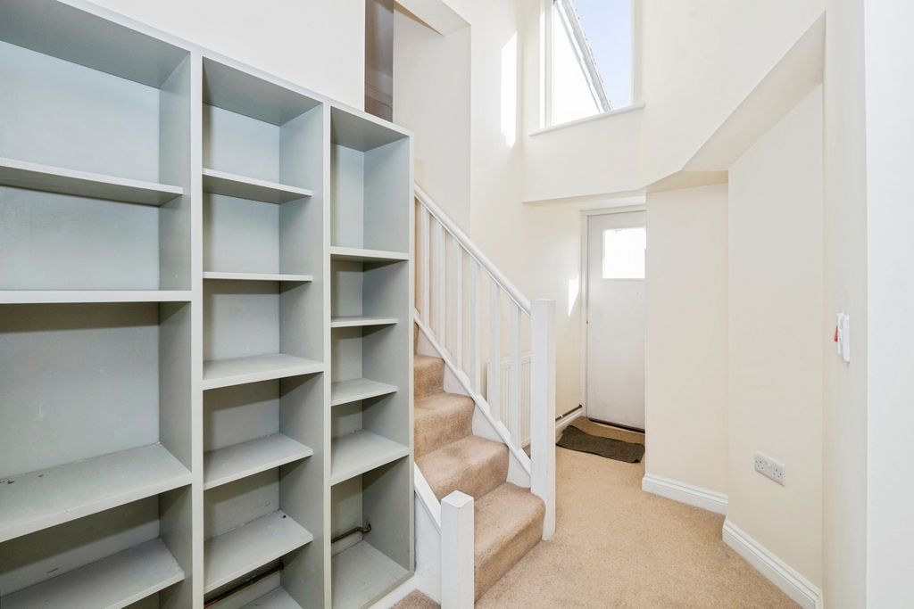 Additional image 17 of 3 bed flat for saleAlverton Road, Penzance, Cornwall TR18