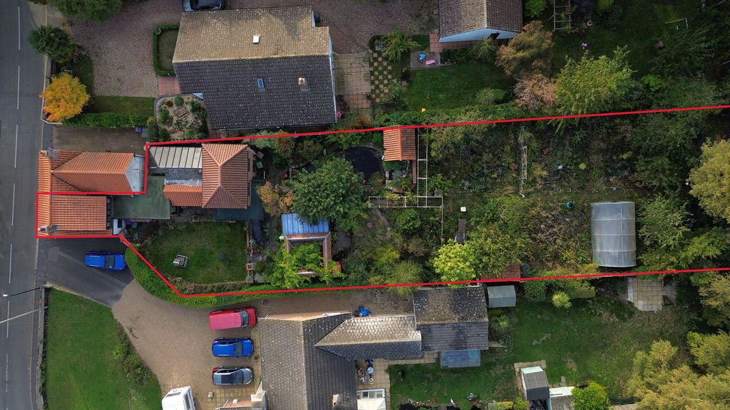 Property photo 3 of 18