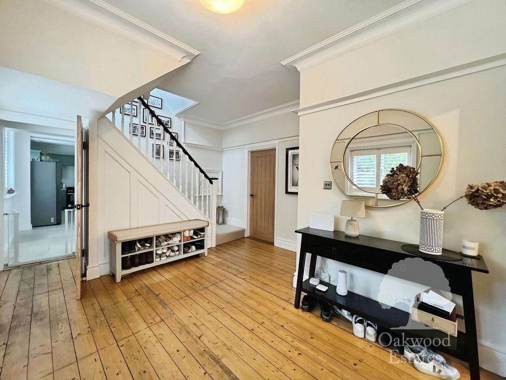 Property photo 3 of 26