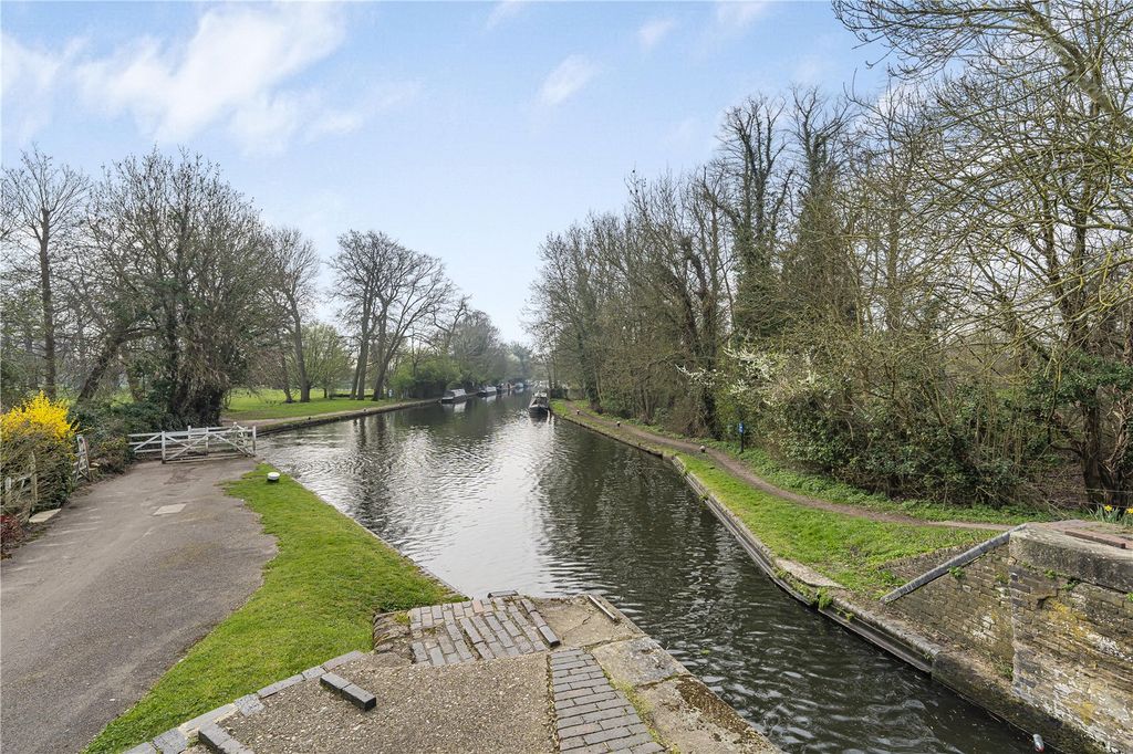 Property photo 2 of 23 Picture No. 05