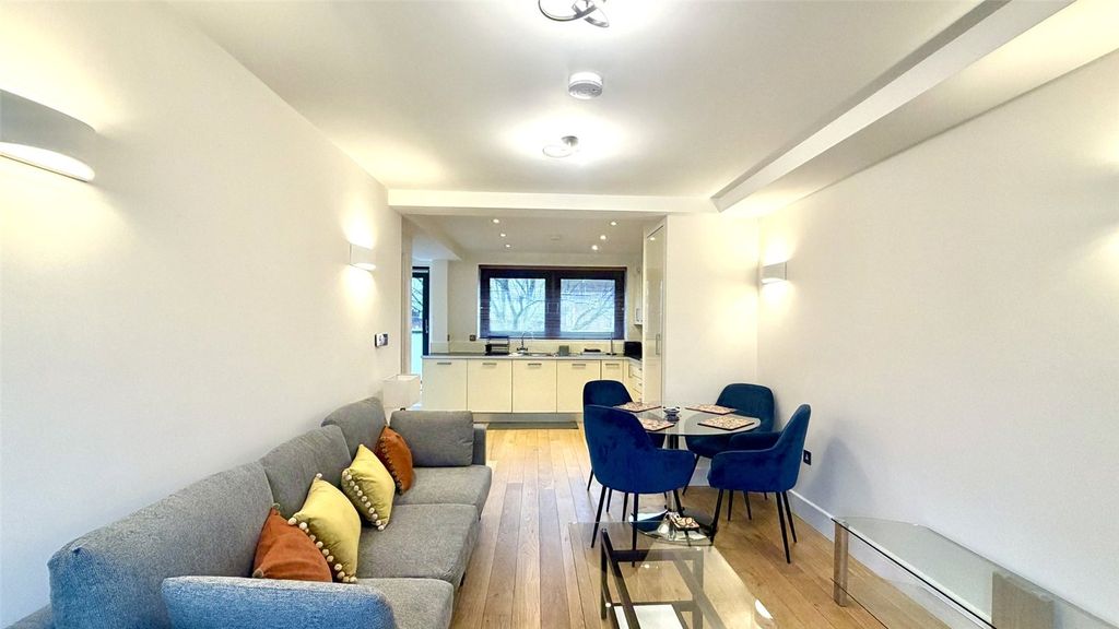 Property photo 2 of 25 Picture No. 22