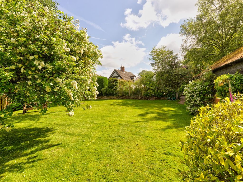 Property photo 3 of 22 Picture No. 05