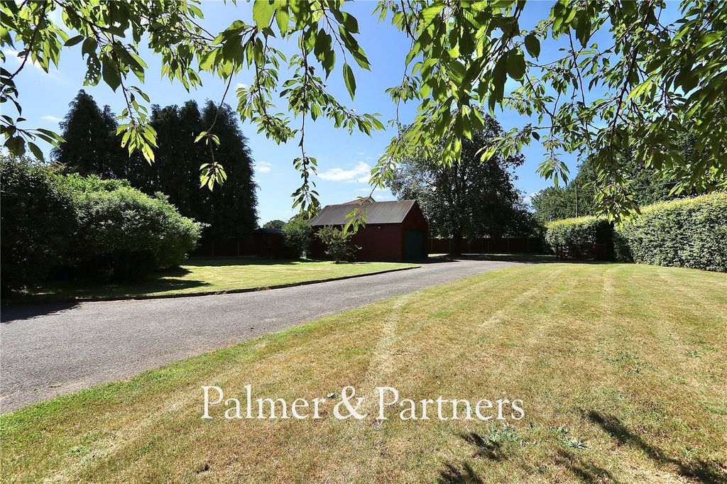 Property photo 3 of 40 Picture No. 04