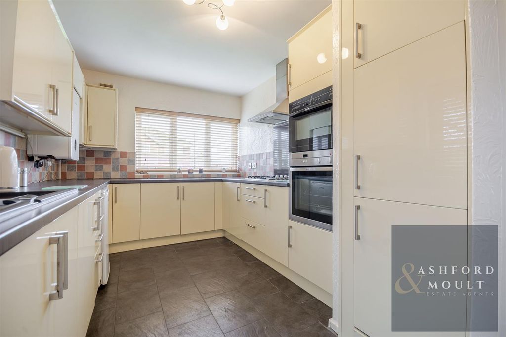 Property photo 2 of 20 Ashford-1.Jpg