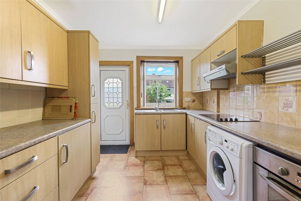 Additional image 5 of 3 bed flat for saleKirkton Road, Cardross, Dunbartonshire G82