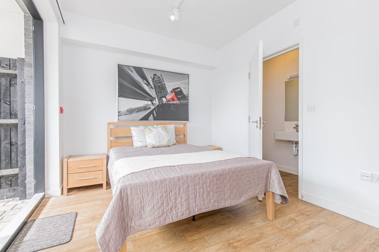 Property photo 2 of 9 138304