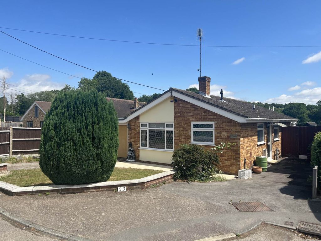 Property photo 1 of 11