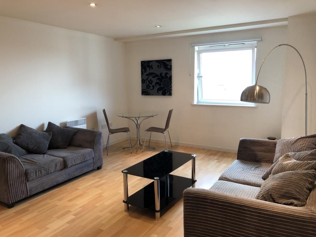 Property photo 3 of 5 11105_Lge